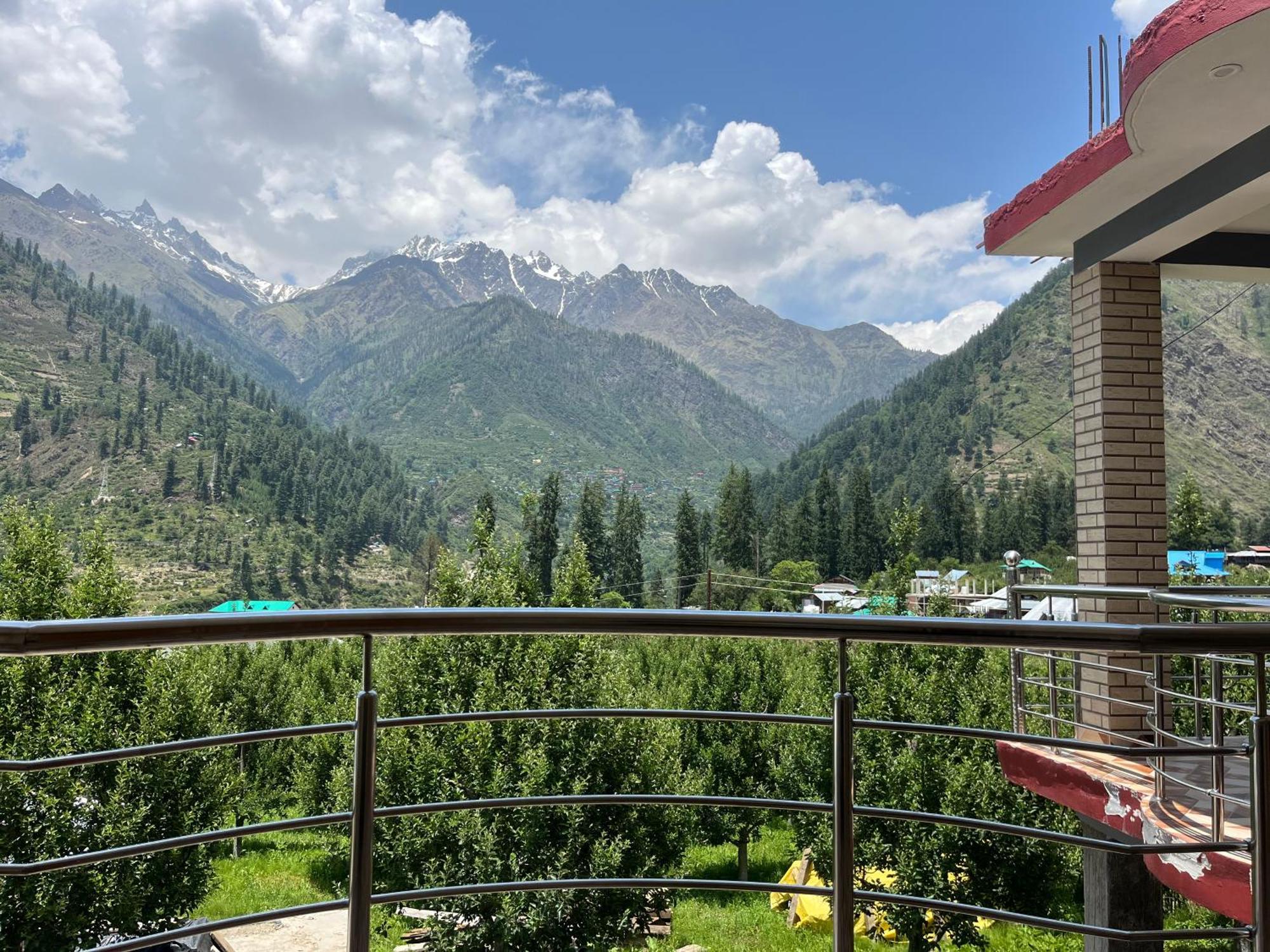 Golden Luck Mann Cafe Hotel Kalgha Exterior foto